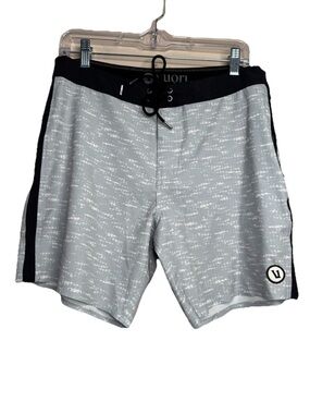 Vuori Peak Boardshorts Men 32 Gray Geo 4 Way Stretch V374 Classic Fit 6.5" L7